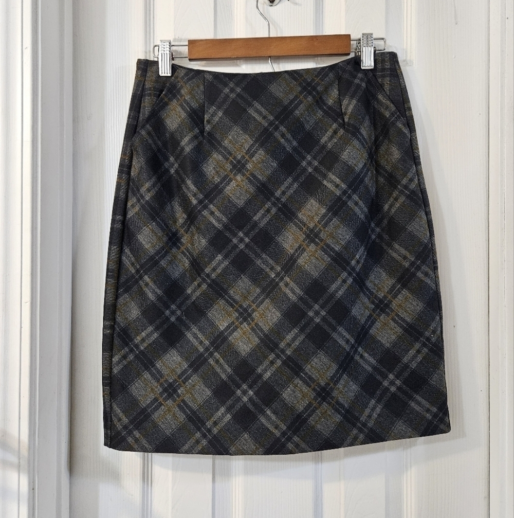 NWT Cabi Simone Plaid Women's Skirt - Picture 2 of 8
